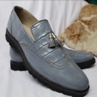 Gray loafers men crocodile texture leather wingtip tassel dress shoes - Thumbnail 1