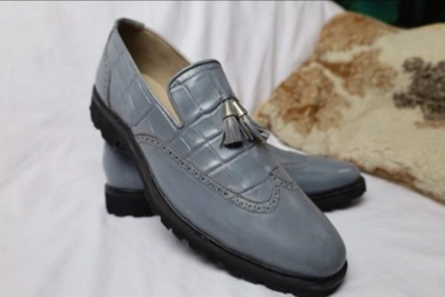 Gray Loafers Men Crocodile Texture Leather Wingtip Tassel Dress Shoes