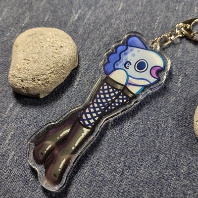 Mola fishnets keychain