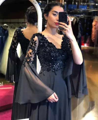 Black Elegant Evening Dress A-Line Flare Sleeve V-Neck Lace Appliques Sequined Backless Floor Length Party Prom Gown