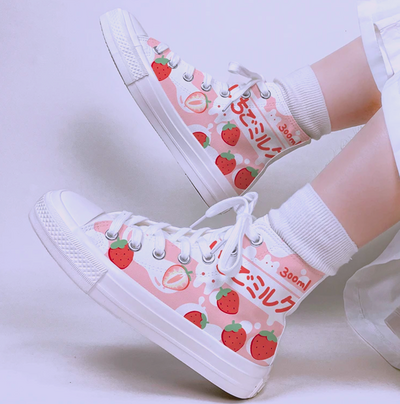 *Free Shipping*STRAWBERRY MILK SNEAKERS