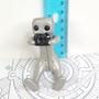 Camera Shy Robot Resin Art Toy Figure Kawaii Desk Buddy Gift-2