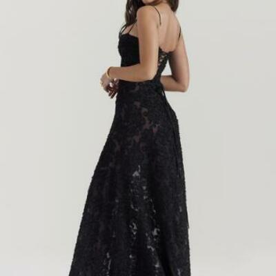 Spaghetti strap lace black long dress，1729