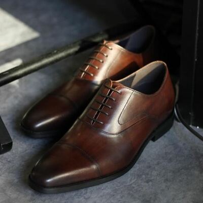 Trendy men's handmade cap toe brown lace up leather shoes