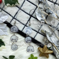 NieR Replicant & NieR: Automata Linked Acrylic Phone Strap - Thumbnail 1