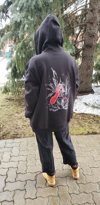 [IN STOCK] Trigun Stampede Vash the Stampede Wings Hoodie