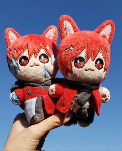 [IN STOCK] 15 cm FFXIV G'raha Tia Scion / G'raha Tia Crystal Exarch Keychain Plushie