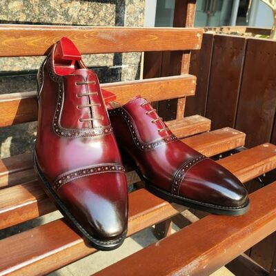 Luxury men's handmade burgundy oxfords cap toe leather lace up shoes