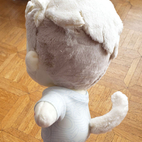 [IN STOCK] Trigun Stampede Millions Knives 20 cm Kitty Plushie  - Thumbnail 5