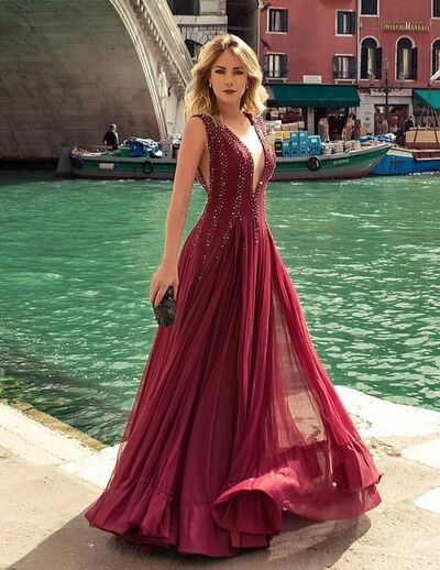 Wine Red Burgundy V Neck Beading Crystals Prom Dress Formal Gown Party Dress 