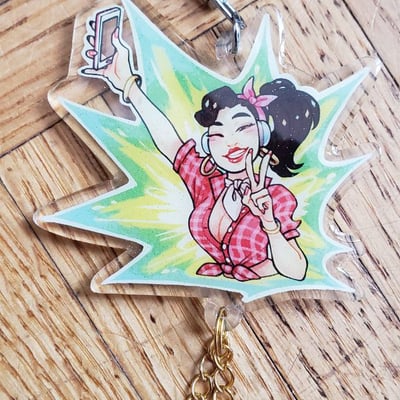 [in stock] overwatch cruiser selfie d.va acrylic charm