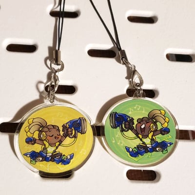 [in stock] overwatch lucio double-sided acrylic charm