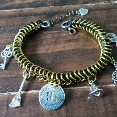 Hufflepuff bracelet 1