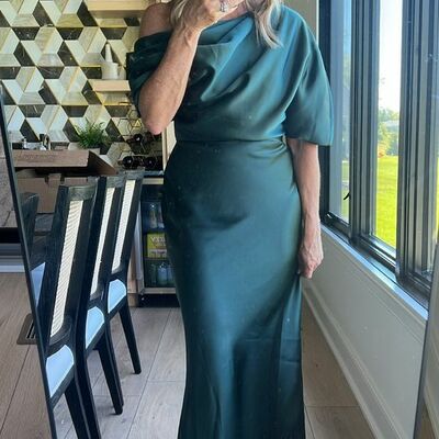 Simple green mother of the bride/groom dresses formal gown