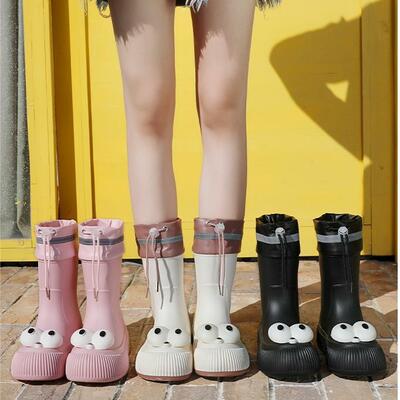 Cartoon big eyes rain boots - Thumbnail 2