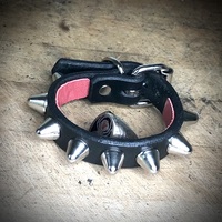 1-Row Tall British Cone Wristband - Thumbnail 6