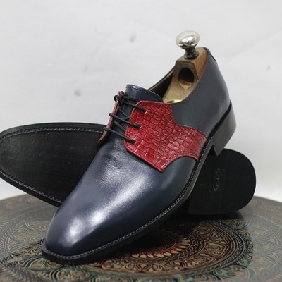 Men's handmade leather shoes