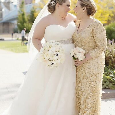 Champagne lace plus size mother of the bride/groom dresses formal gown