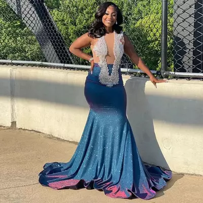 Stunning sequined plunging v neck prom dresses black girls sexy mermaid beads crystals evening gowns glitter navy blue robes de gala