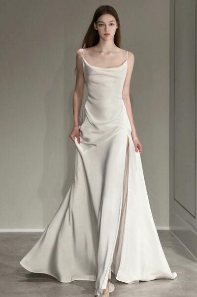 Spaghetti Strap V Back Stain Bridal Dresses