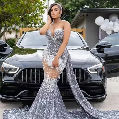 Sparkly silver sequins mermaid prom dresses for black girls sweetheart crystal rhinestone sweep train formal party luxury evening gowns