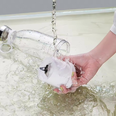 Portable blender bottle - white
