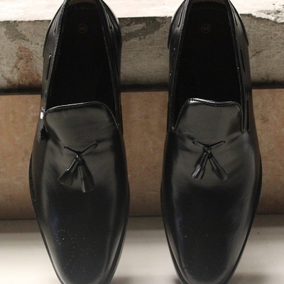 New handmade formal shoes men's two tone black leather stylish slip on tasssel style loafer dress & casual wear boots - Thumbnail 2