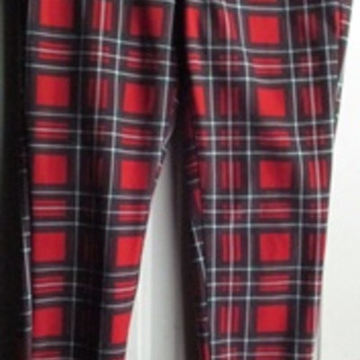 Red green black white stripe leggings