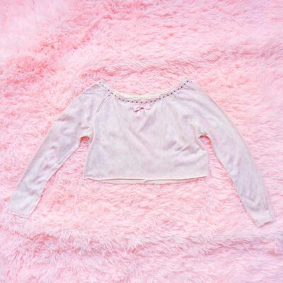 Y2K Bubblegum Pink Vintage Long Sleeve Crop Top with Subtle Cheetah Print & Knitted Cuffs