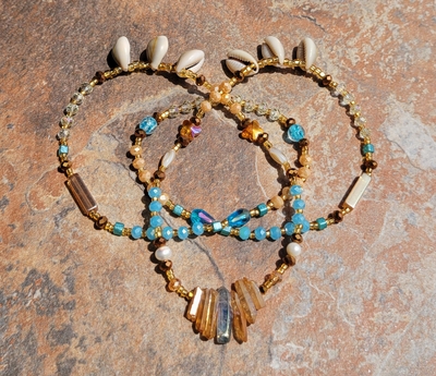 YEMỌJA SHORES 🏝🌊🩵💙 GLOW IN THE DARK CRYSTAL & GEMSTONE HANDMADE WAIST BEADS By Nubian Collection Artwear🎨 