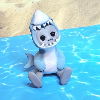 Shark hoodie robot figure resin desk friend