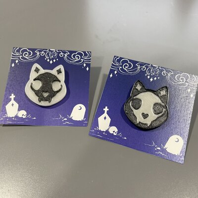 Felis-3d printed glow in the dark pin