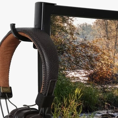 Headphone hanger – easy mount