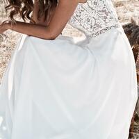 Ivory Wedding Dresses With Train V-Neck Short Sleeves Backless Lace Long Boho Bridal Gowns Free Customization,1764 - Thumbnail 1