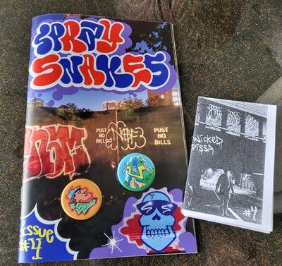 Spray snakes issue 4.0