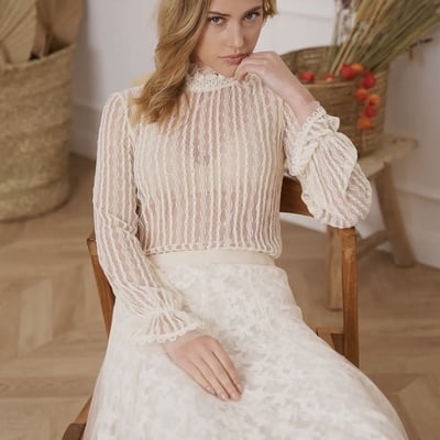 Veil lace high neck top - Thumbnail 4