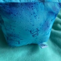 Blue Jellycube Plushie - Thumbnail 2