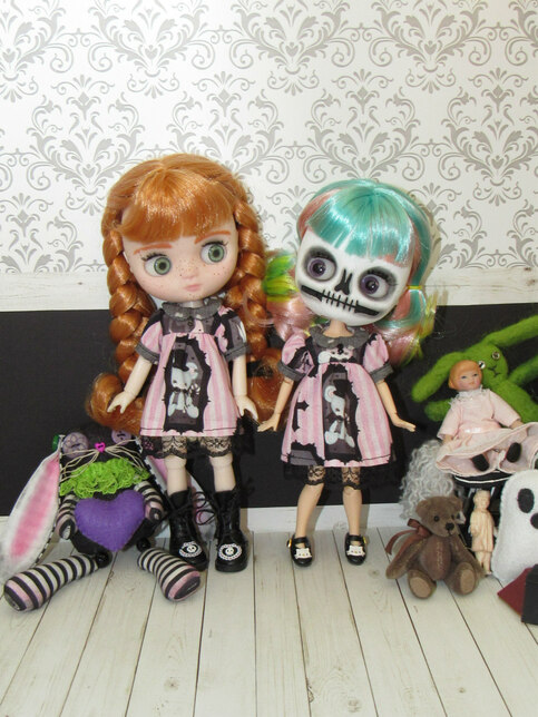 Loli Goth Critters Vintage-Style Dresses for Middie Blythe & Small Fashion Dolls