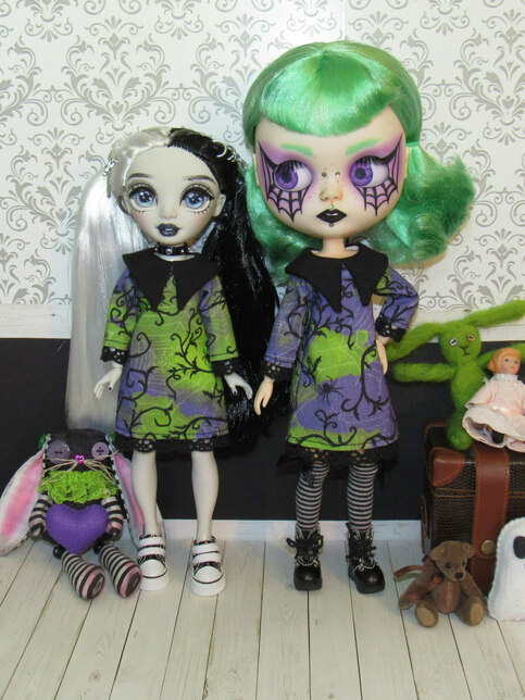 Spiders & Vines Wednesday Style Dress For Blythe, Pullip, Rainbow High, 1/6 Fashion Dolls
