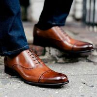 Men's Dress Shoes High Quality Leather Formal Shoes Brown Leather Brogue Shoes.  - Thumbnail 1