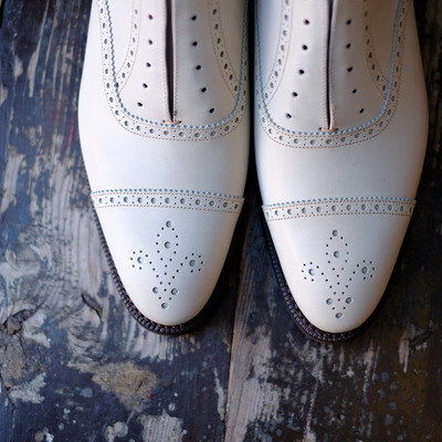 Handmade white oxford edition lace up cap toe shoes