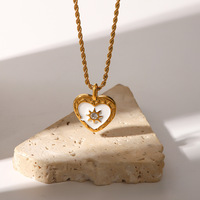 18K gold retro twist chain titanium steel heart-shaped necklace - Thumbnail 6