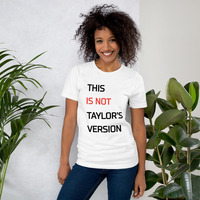 This is not Taylor's version t-shirt Unisex - Thumbnail 3