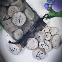 Driftwood 25 piece Elder Futhark rune set - Thumbnail 1