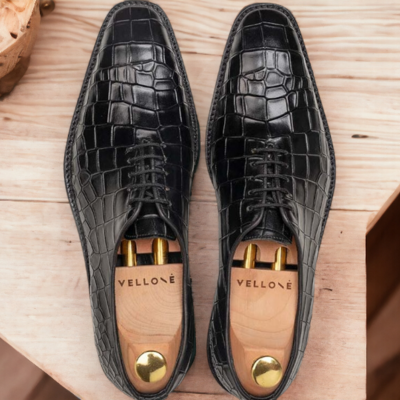 Men's black alligator print whole cut lace up shoes, handmade shoes - Thumbnail 1