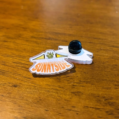 Acrylic "desert" lapel pin