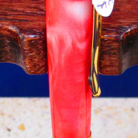 #137 Red and White - Thumbnail 1