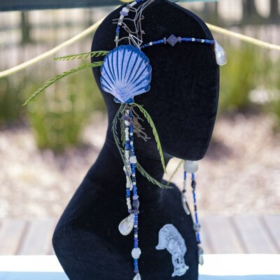 Navy blues deluxe headdress