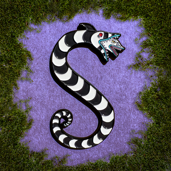 Beetlejuice Sandworm Pin