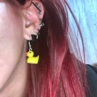 TINY DUCKIE EARRINGS - Thumbnail 4